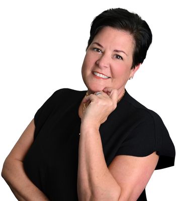 Portrait of Karen Daley, REALTOR®.